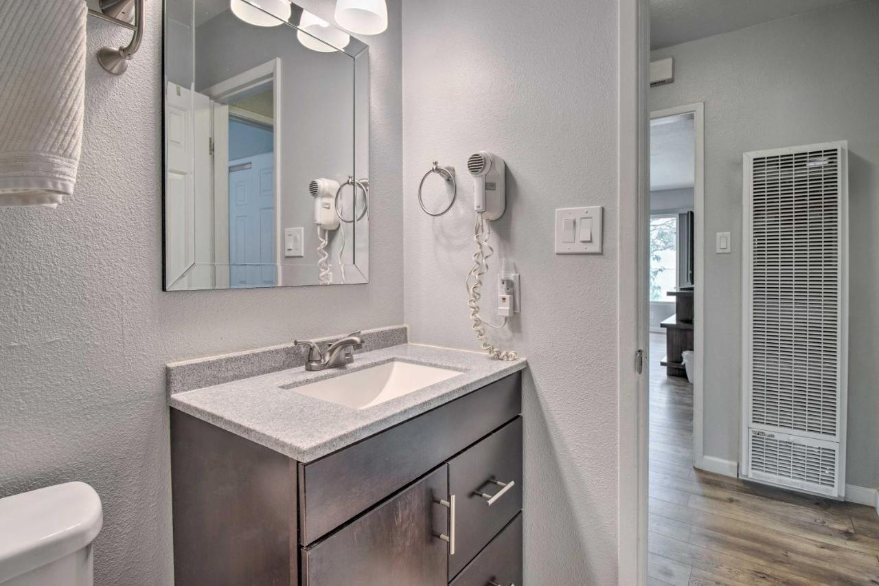 Walkable Carson City Duplex With Private Patio! المظهر الخارجي الصورة